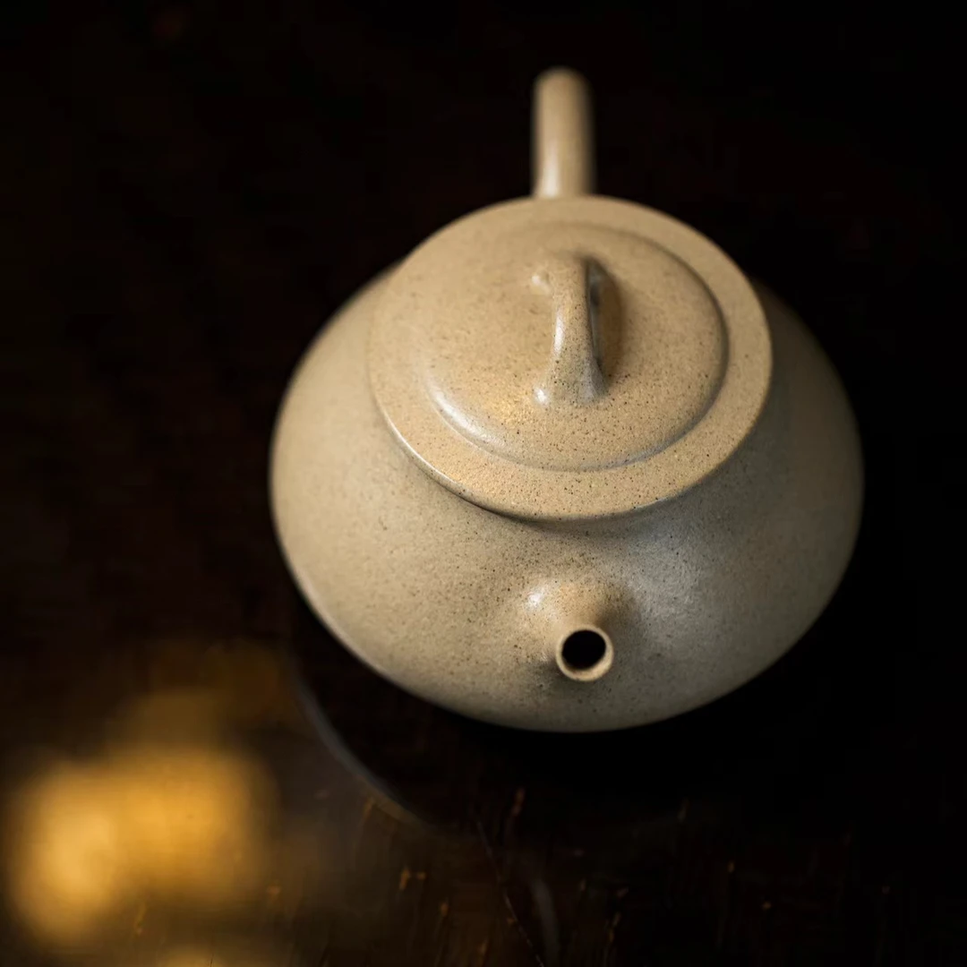 宜兴原矿简瓢本山绿泥·150cc 作者：李杰‮实 ‬力派名家