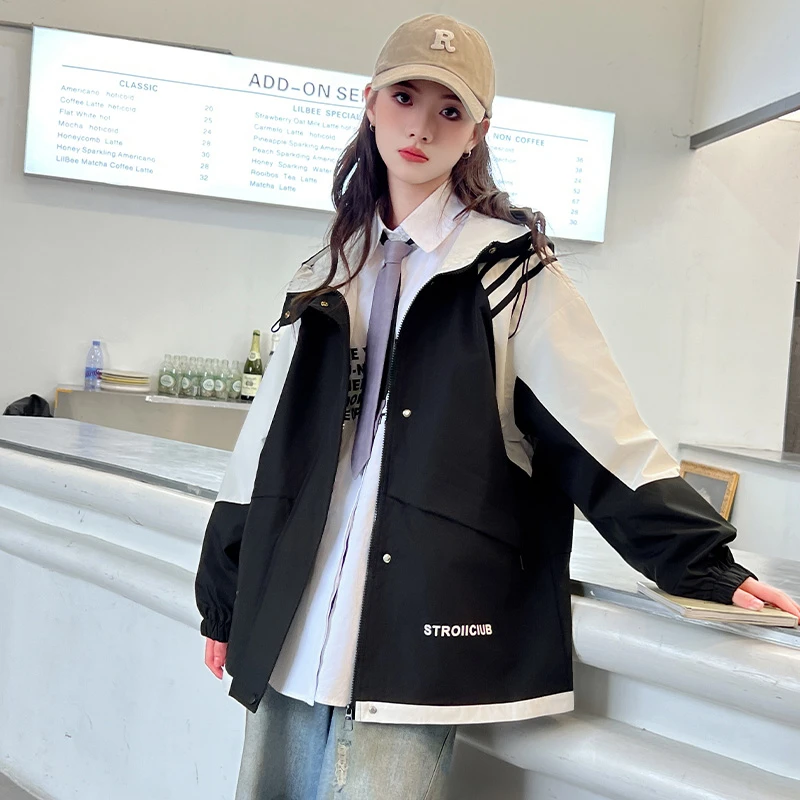 女大童外套春季2025新款儿童洋气时髦初中学生宽松大童春秋款风衣