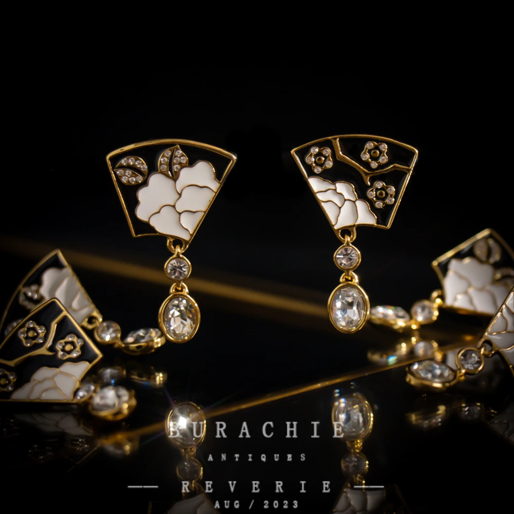 铜合金仿水晶耳饰 【9215】周年珍藏英｜经典原标克拉款CrownFrett