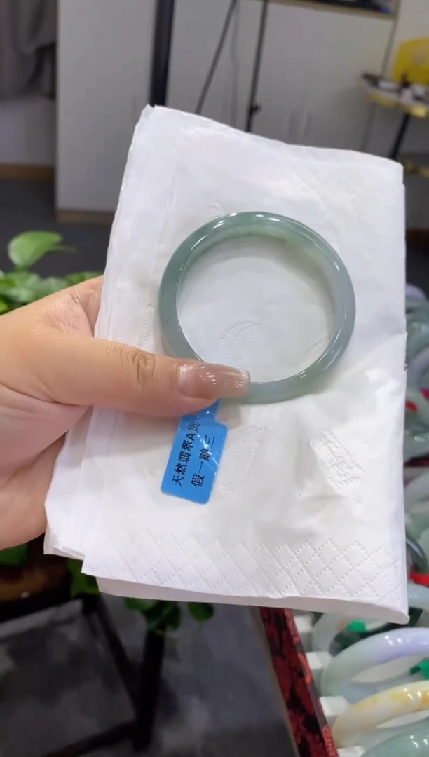 【闪购商品】翡翠手镯未镶嵌00015938