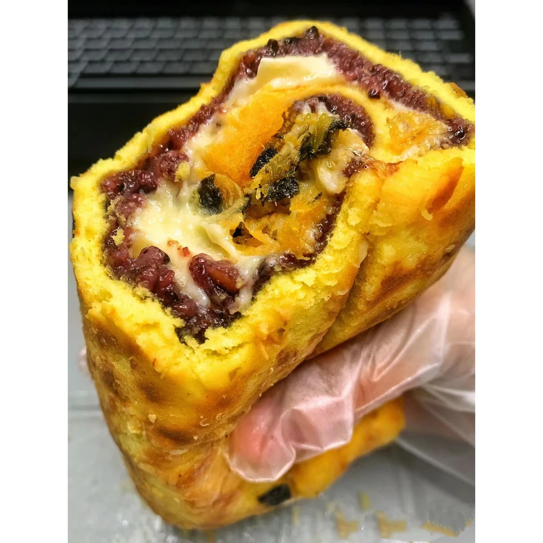 新店开业海苔酥松紫米虎皮卷蛋糕新鲜奶油酱多多网红零食学生糕点
