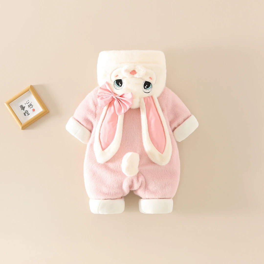 新生儿冬装衣服女宝宝冬季加厚连体衣新中式可爱超萌兔子外出哈衣