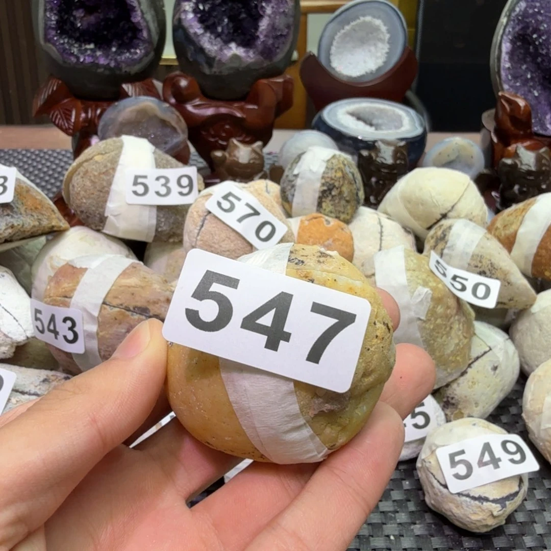 水晶大型摆件（非配饰）未镶嵌