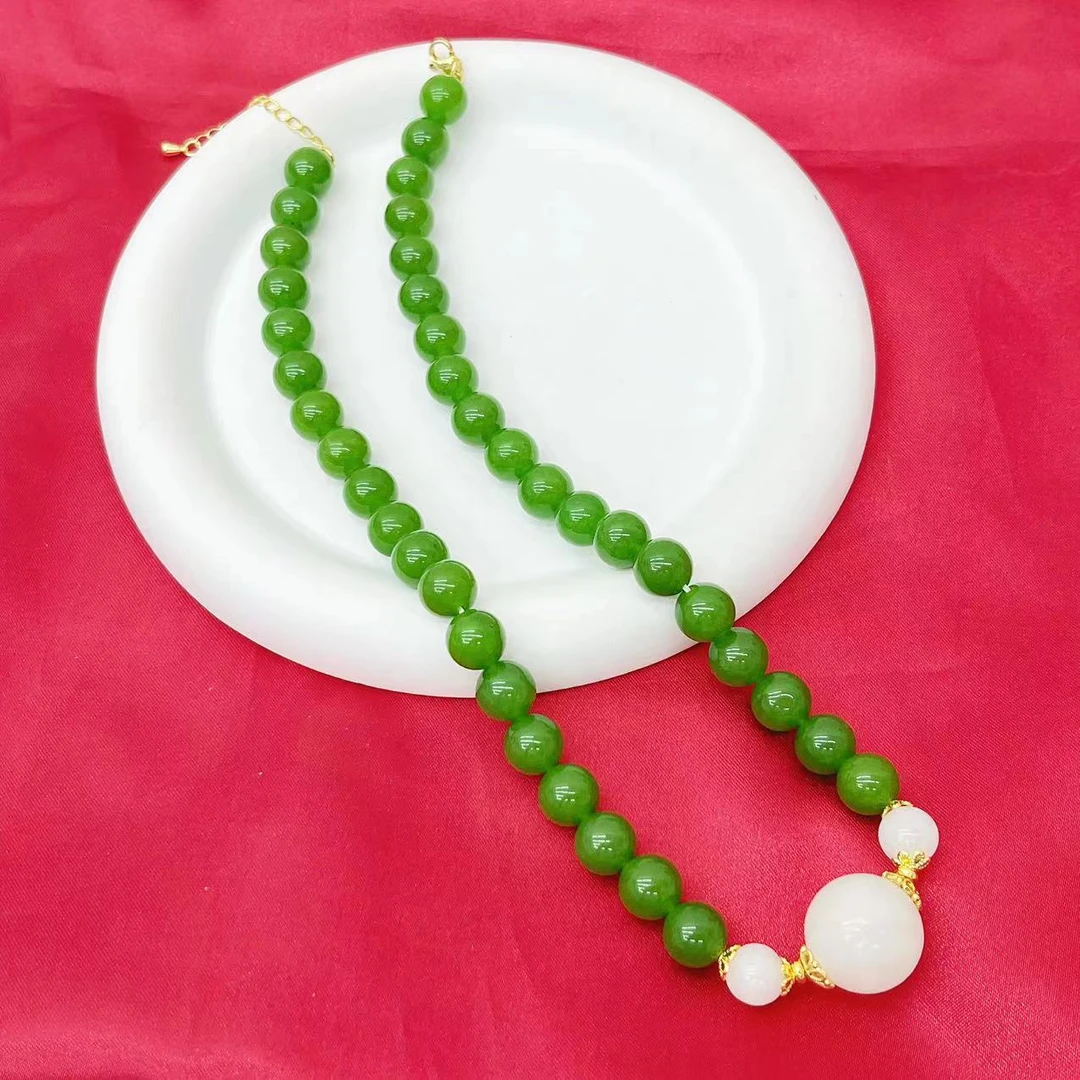 【杰哥专属】天然新疆和田玉卡18M吊坠赠送俄碧珠链送证书Y1