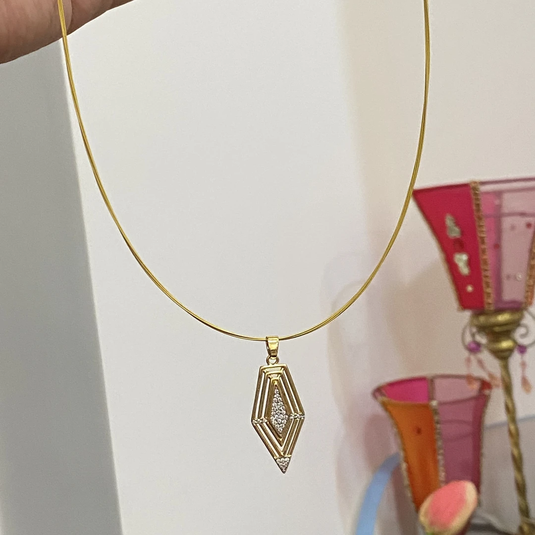 钛钢亚克力项链 iLaruN新款绿金色意大利风项链