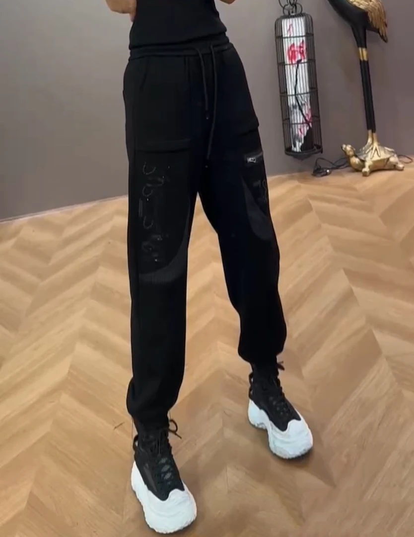 8299#冬季新品加绒潮牌休闲长裤松紧抽绳字母烫钻百搭显瘦运动裤