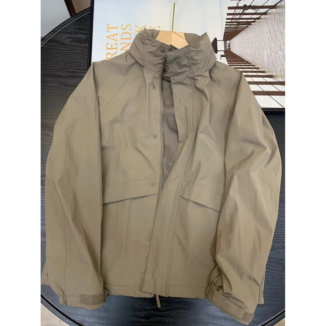 2024新款春秋季情侣连帽外套薄款立领防风男女同款冲锋衣风衣夹克