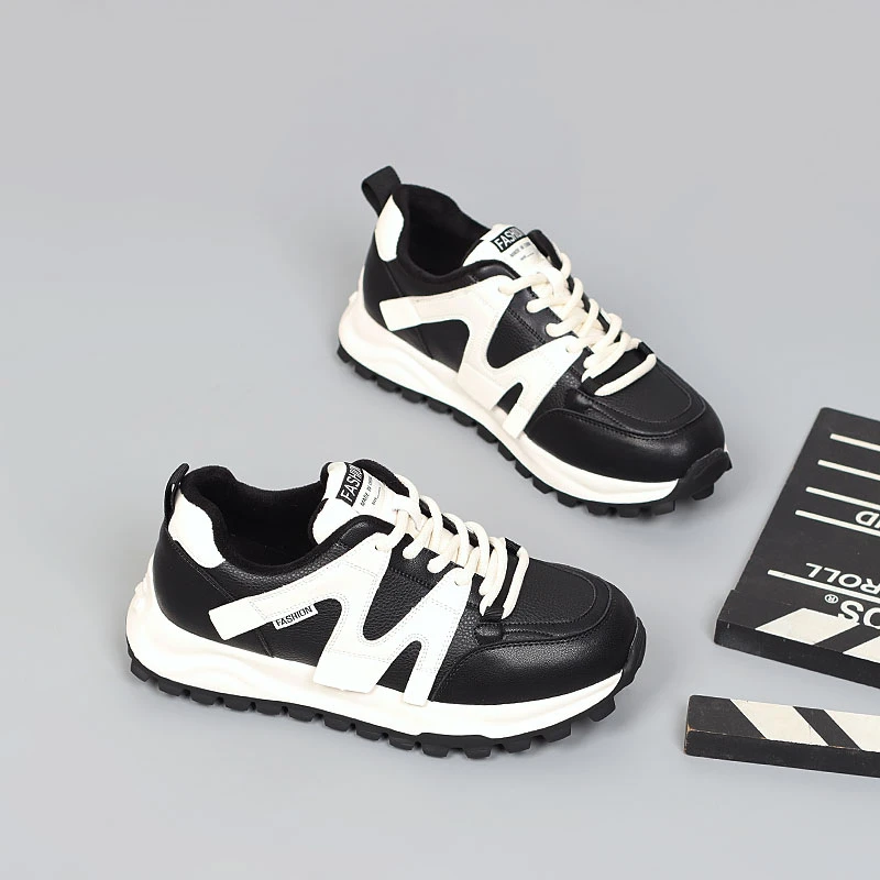 大码脚宽胖肥女鞋41一43休闲加绒特大号棉鞋2024冬季舒适时尚板鞋