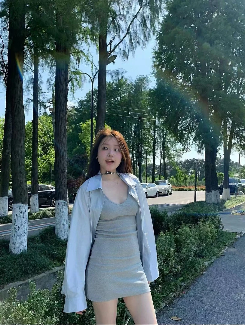 气质新款韩版休闲慵懒风纯色百搭设计感宽松显瘦长袖衬衫时尚