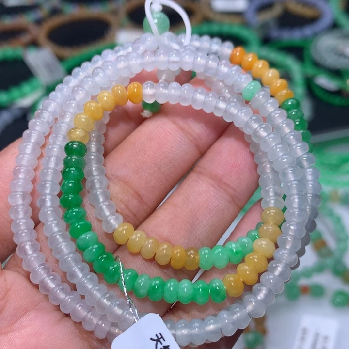 翡翠手镯未镶嵌卡