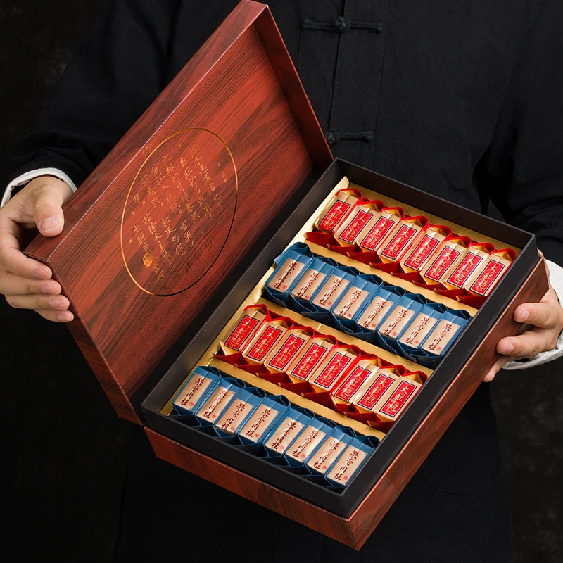 {专属}武夷山花香大红袍岩茶肉桂茶组合装高档木纹礼盒装礼品茶