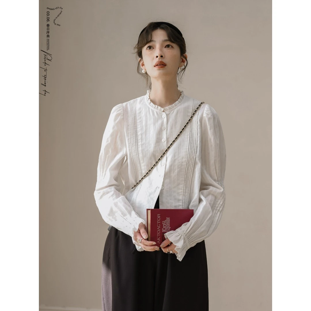 「白描」“南法花园”法式棉混纺刺绣白色泡泡袖衬衫女装