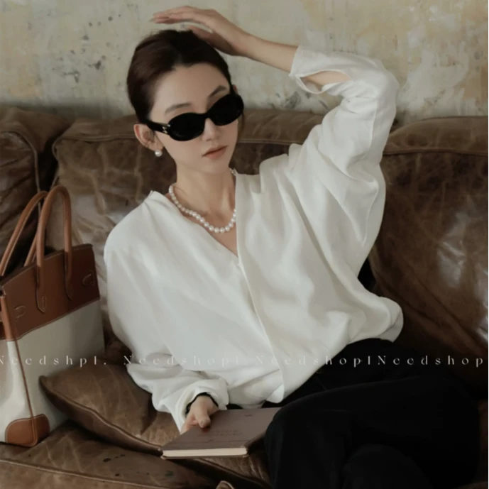 NeedShop1 【职场达人】白月光交叉设计感宽松衬衫上衣女
