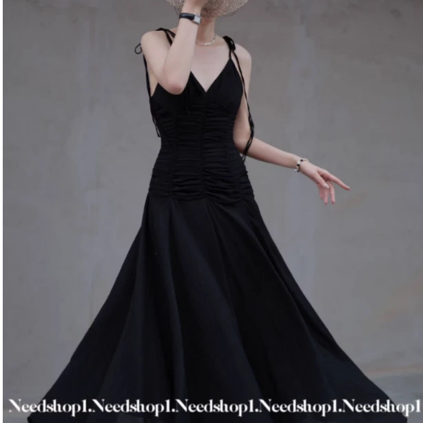 【NeedShop1】V领收腰褶皱吊带连衣裙