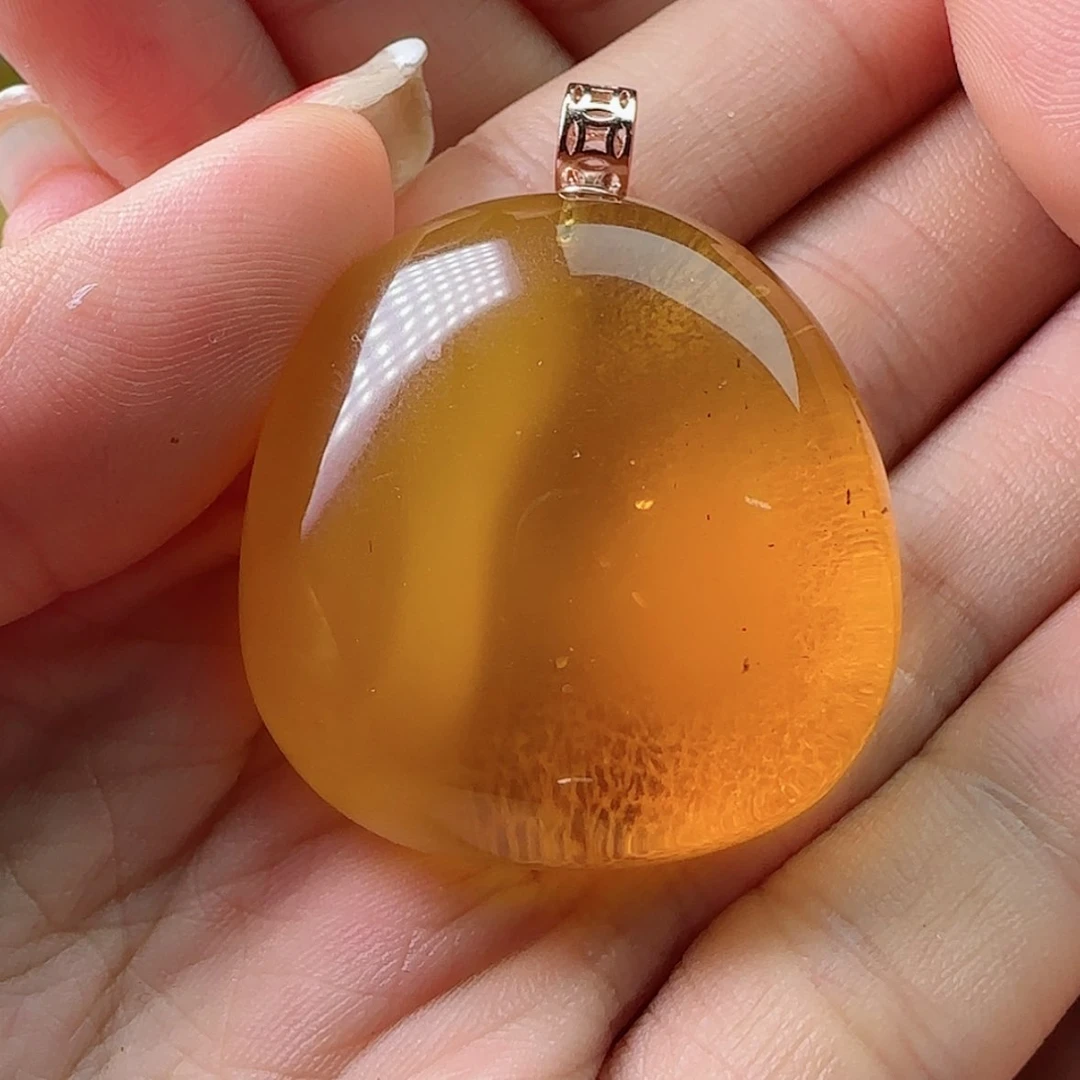 【闪购商品】琥珀颈饰未镶嵌