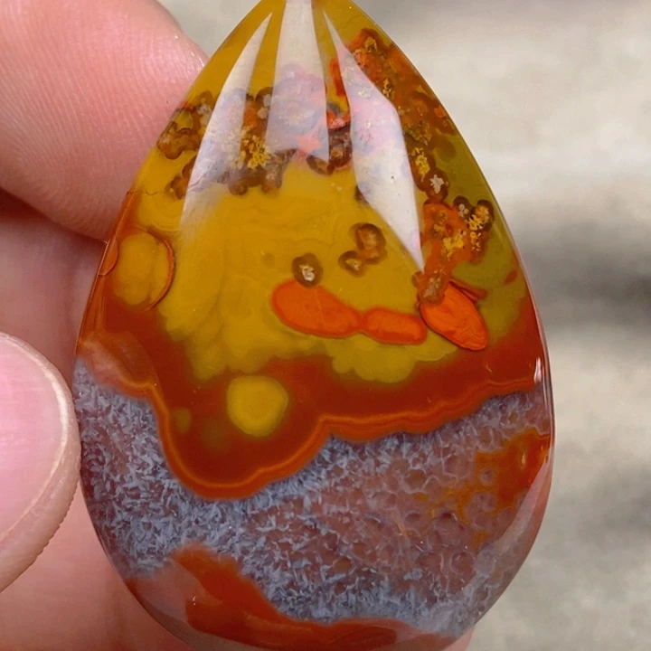 玛瑙/玉髓颈饰未镶嵌淼**德