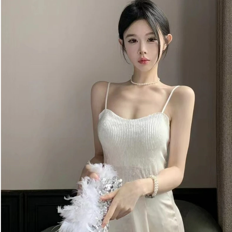 丝绒背心吊带女内搭2023秋冬新款带胸垫修身显瘦美背性感短款上衣