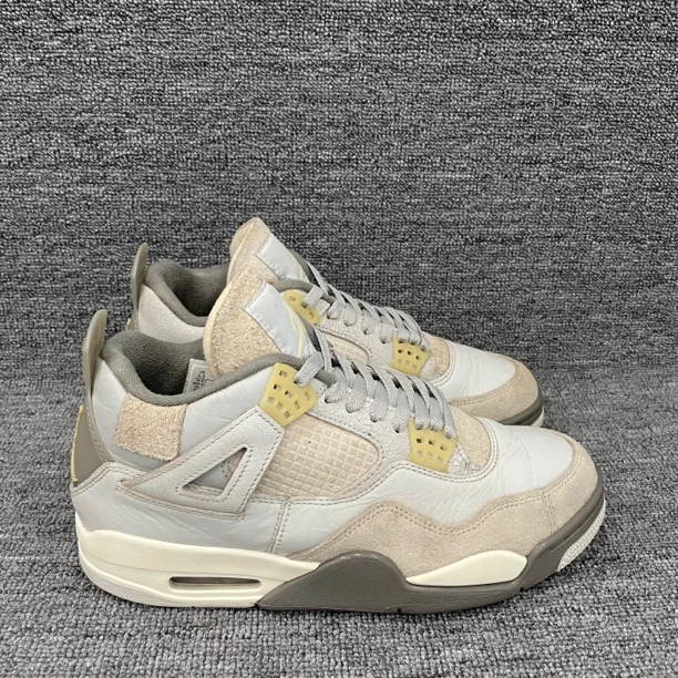 43码 aj4 灰兔子 无原盒 二手篮球鞋 公价1899