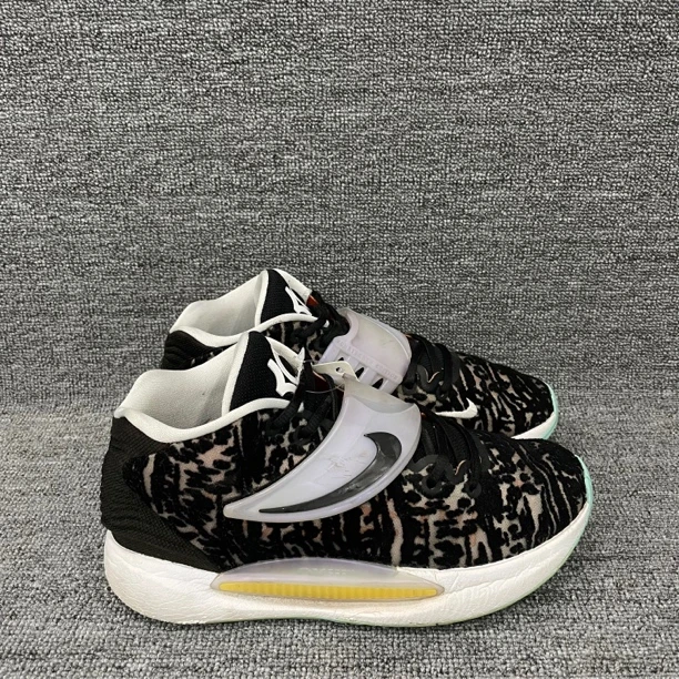 41码 kd14 黑白 无原盒 二手篮球鞋 公价1199