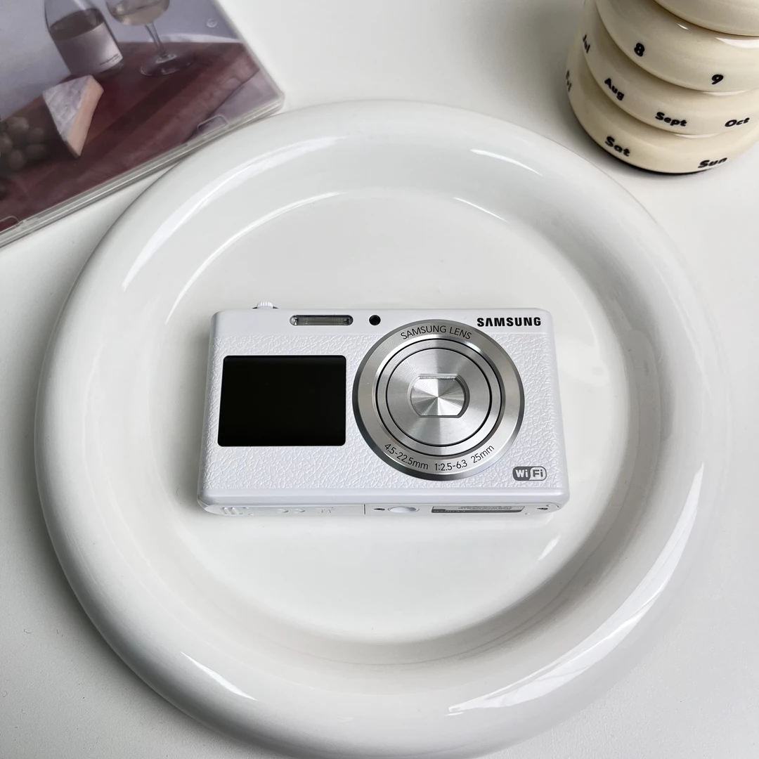 9新 Samsung/三星 dv180f 【双面屏自拍神器 高颜值机型】编号008wn
