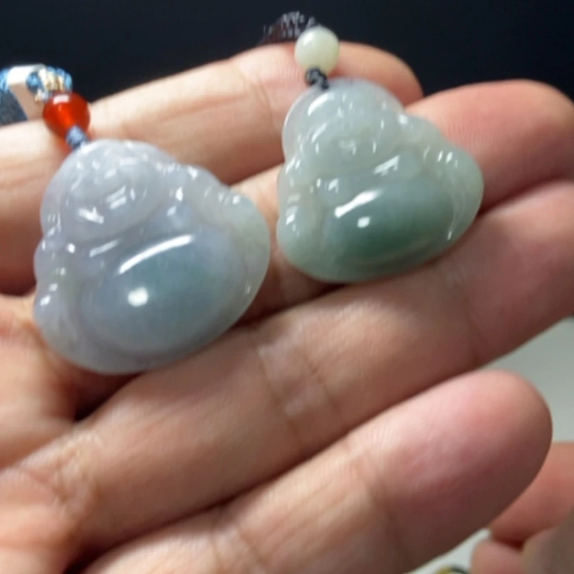 【闪购商品】翡翠颈饰未镶嵌淡****忆