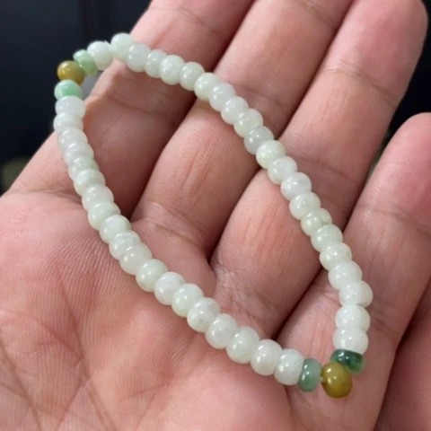 翡翠手链未镶嵌算盘珠