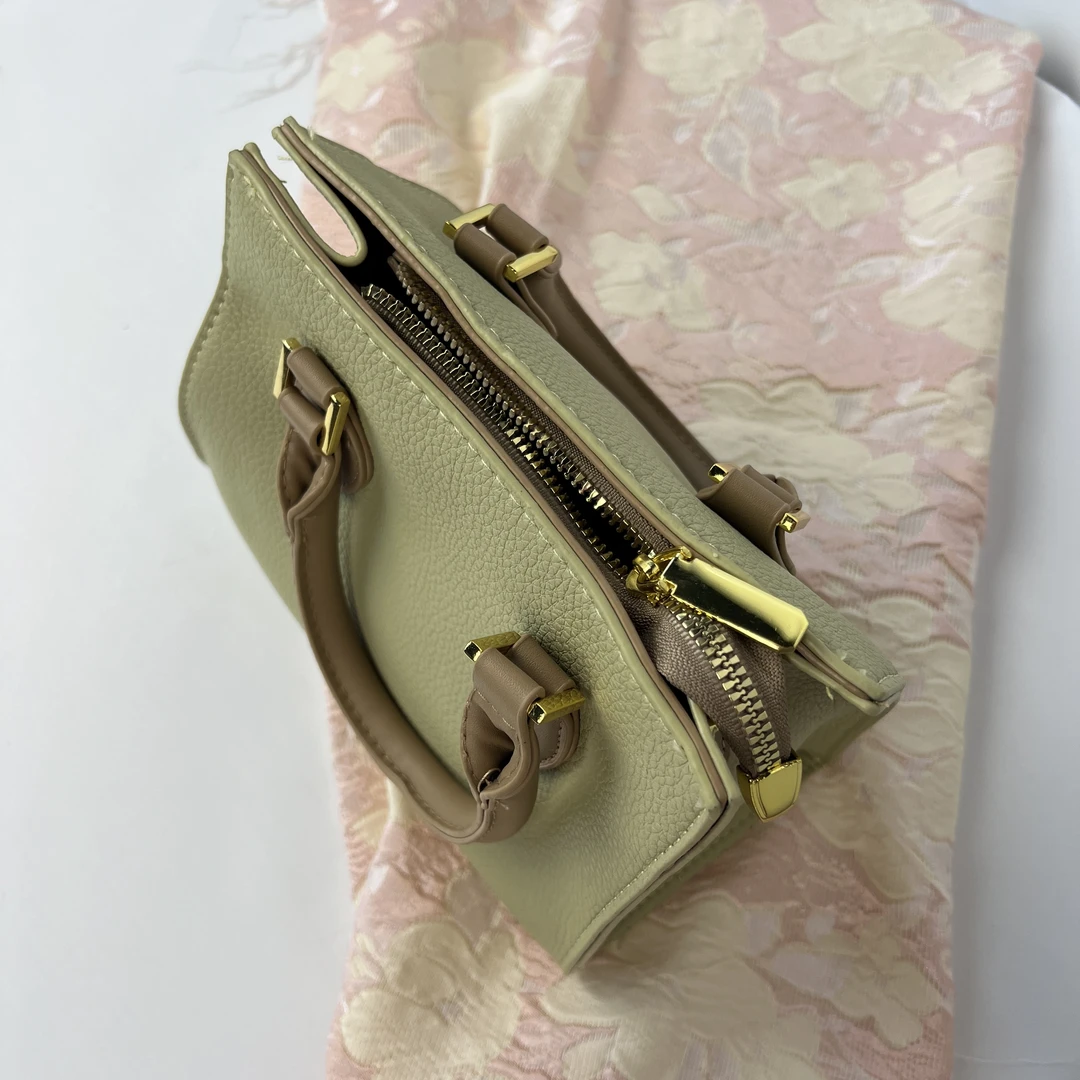 【思寒推荐】时尚气质百搭女士休闲包包绿色小众经典腋下斜跨肩包