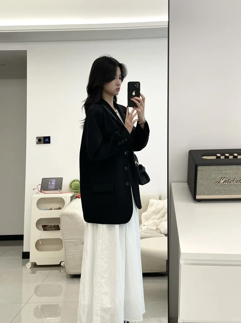 秋装搭配一整套韩系宽松黑色西装外套白色拼接针织连衣裙两套装女