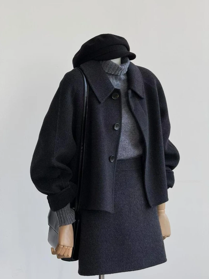 2024秋冬新款韩版搭配呢子外套大衣女搭配高领毛衣短裙保暖三件套