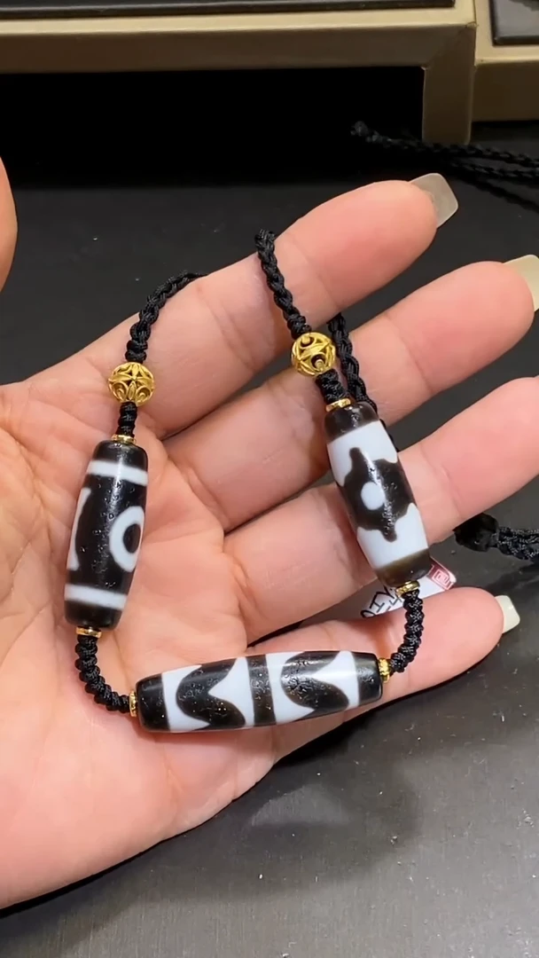 【闪购商品】玛瑙/玉髓项链未镶嵌三黑白阵阵