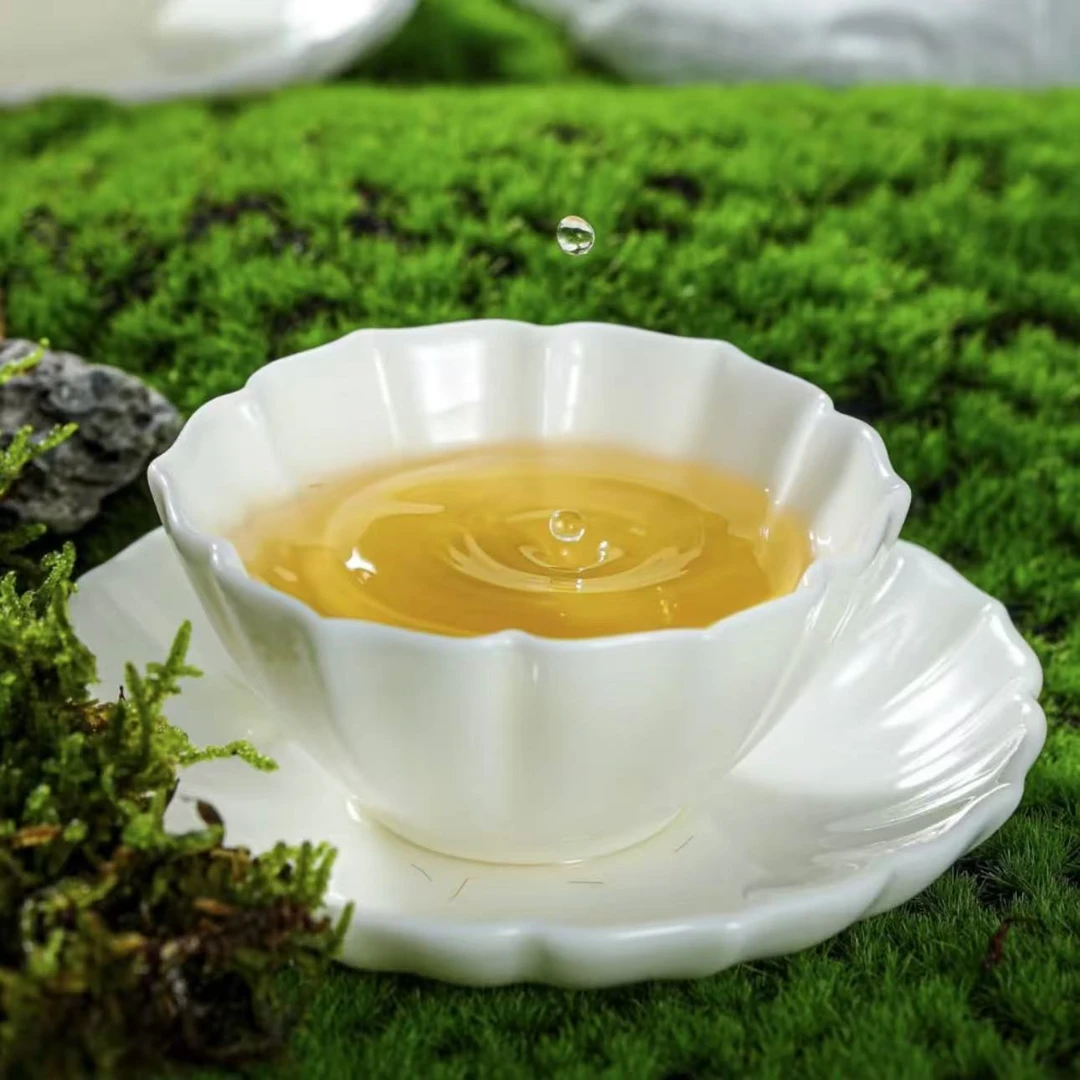 荷叶昔归 生茶 357