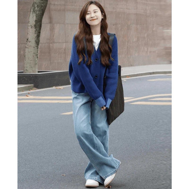 2025秋季新款奶系小个子穿搭一整套蓝色长袖针织开衫牛仔裤套装女