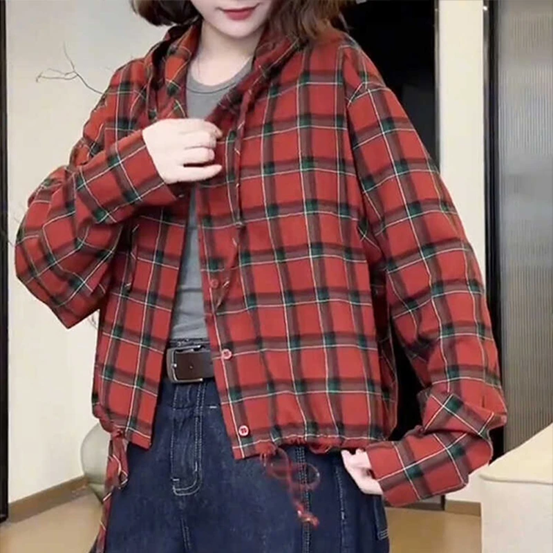 香朵儿复古格纹纽扣外套2025春秋季新款女款气质服装时髦连帽上衣