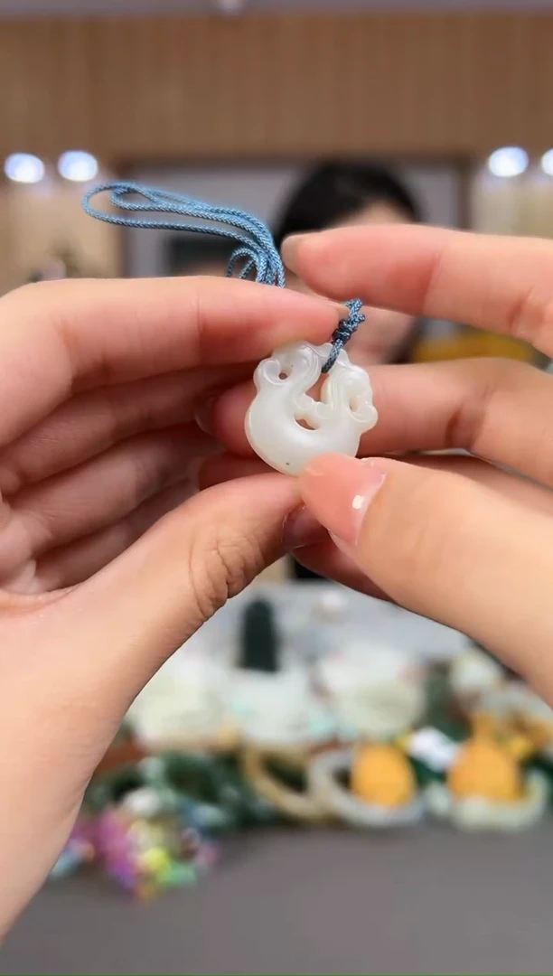 【闪购商品】和田玉e8-未镶嵌锁