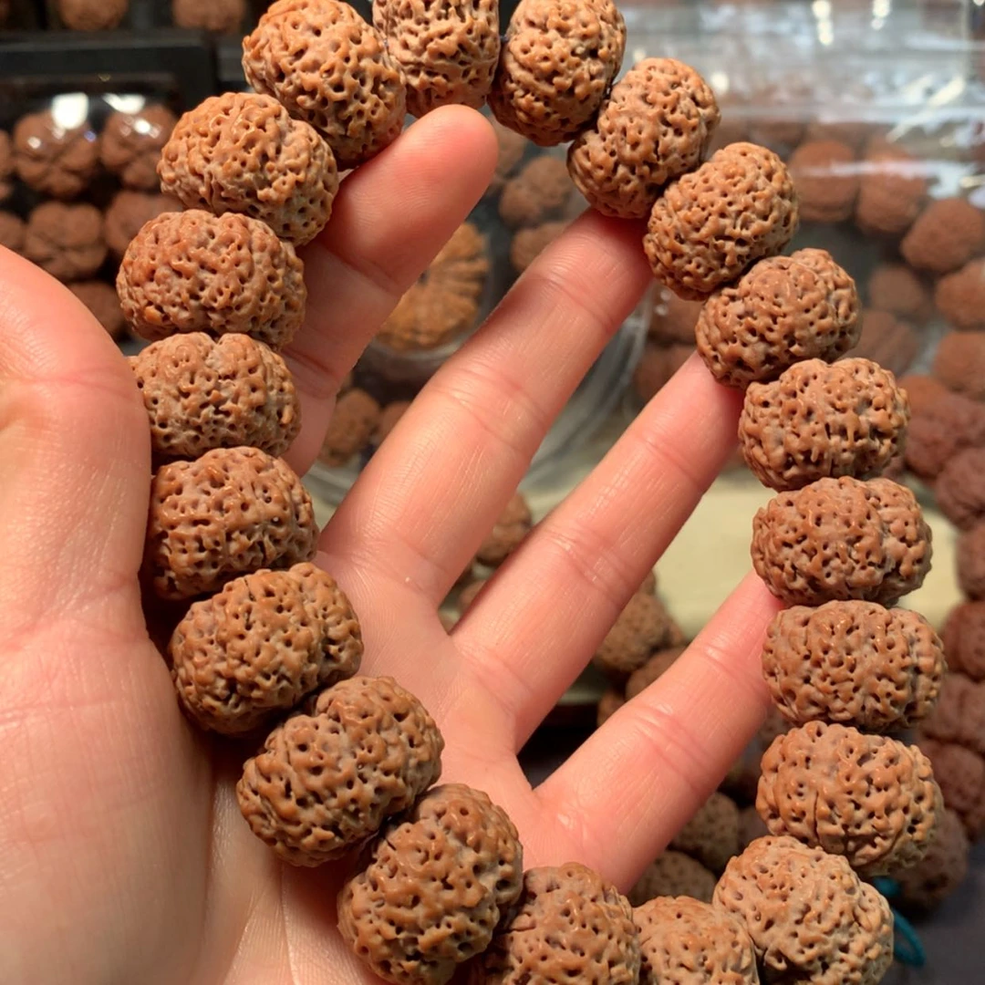 【闪购商品】金刚菩提手串悟*?