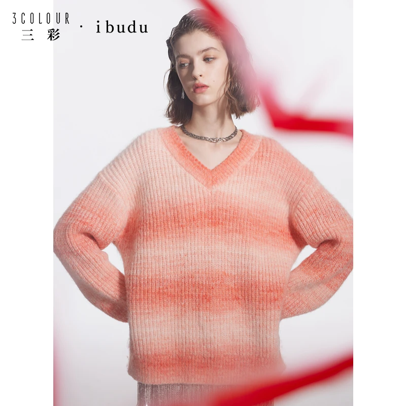 三彩ibudu冬季新款落日橙晕染渐变V领针织衫宽松套头毛衫女