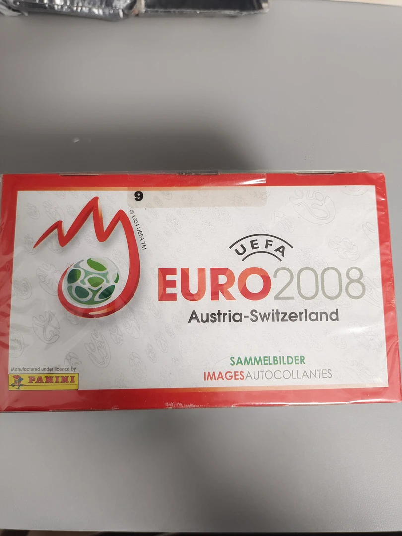 2008欧洲杯贴纸 10包 寻找魔笛 本泽马新秀 C罗 下单默认代拆！