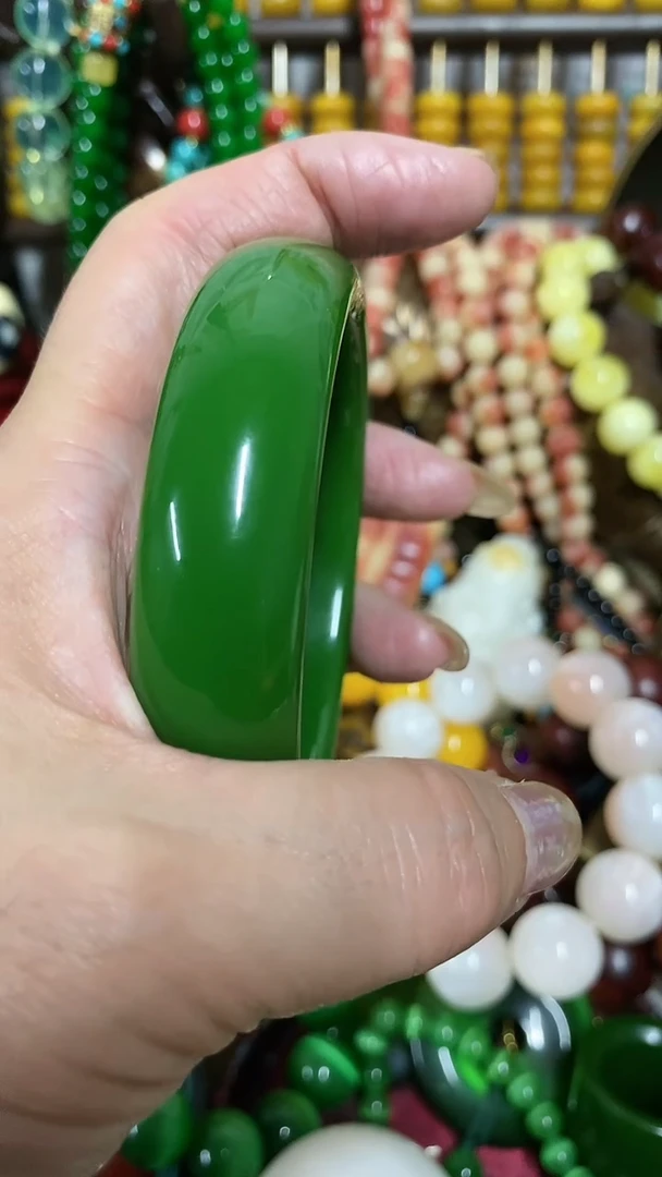 【闪购商品】和田玉（糖玉）手链未镶嵌如图所示，所见所得。