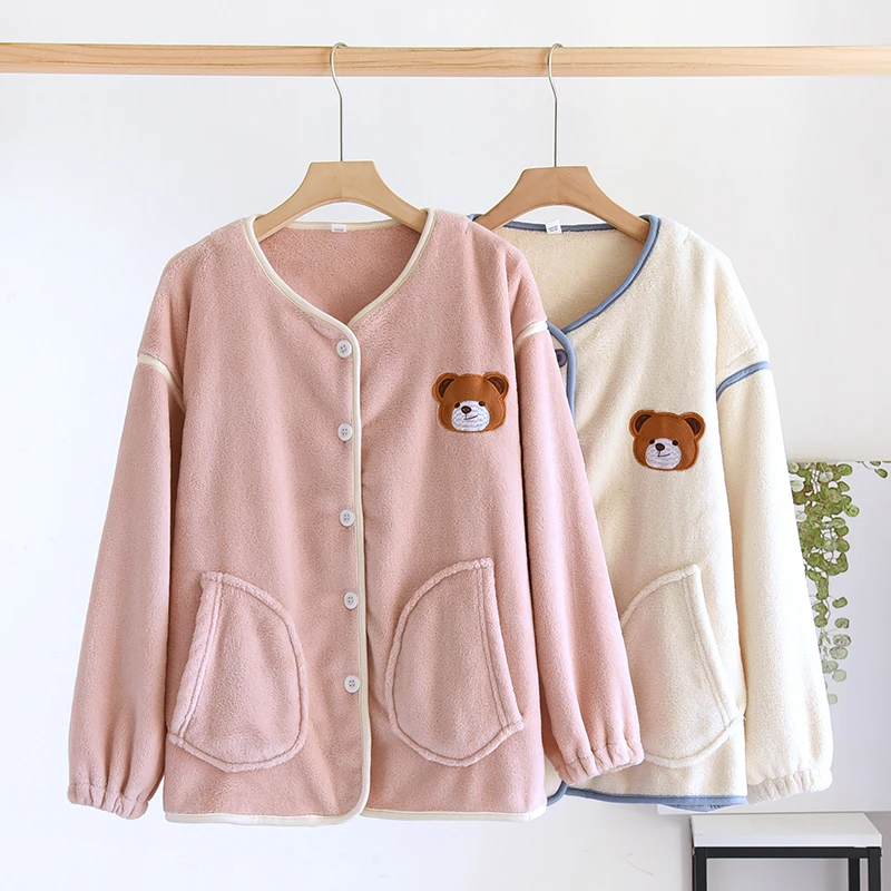 秋冬季法兰绒上衣女士单件保暖加绒珊瑚绒宽松休闲开衫家居服长袖