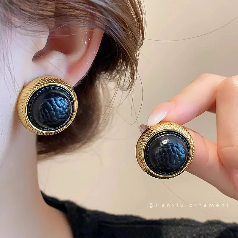 合金皮质耳饰 斜纹皮革圆形耳钉感复古耳环轻奢高级感秋冬耳饰281