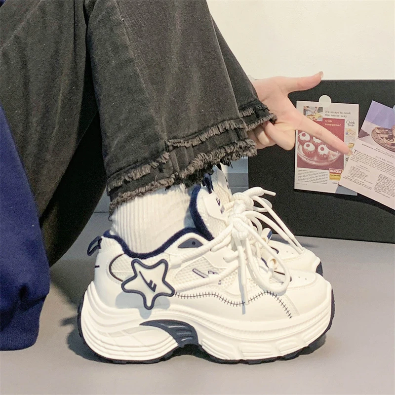 回力超轻跑步鞋厚底女鞋2025冬季超火原宿老爹鞋加绒保暖运动鞋女