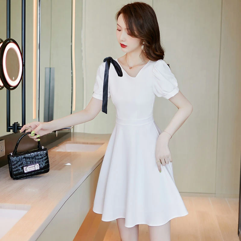 法式白色性感小个子礼服连衣裙高级感女夏季显瘦新款气质仙女裙子
