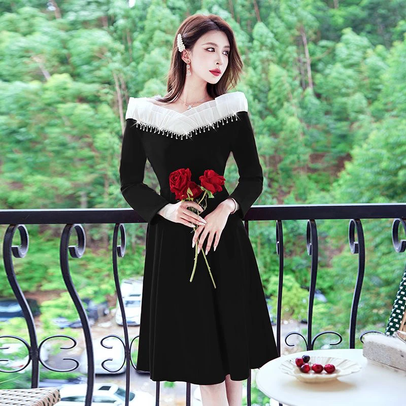 法式黑色性感连衣裙高级感女秋冬新款春季显瘦气质礼服小个子裙子
