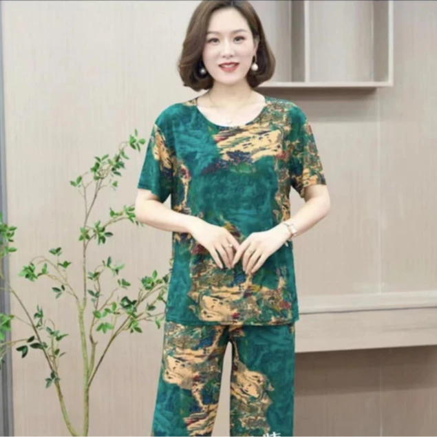 夏季新款宽松透气妈妈套装气质冰丝大码套装休闲印