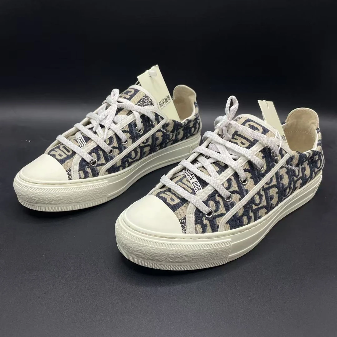 【聚星折扣】DIOR/迪奥男士时尚百搭潮流满印低帮板鞋39.5码 cat224