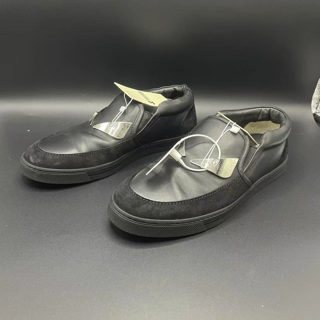 【聚星福利】FENDI/芬迪男士低帮黑色时尚潮流一脚蹬 40.5码 cat011