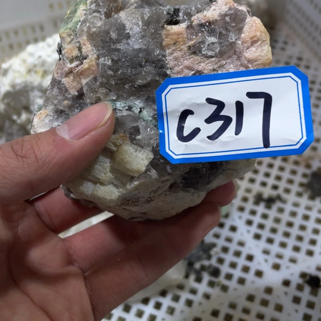 【闪购商品】长石摆件未镶嵌g 30