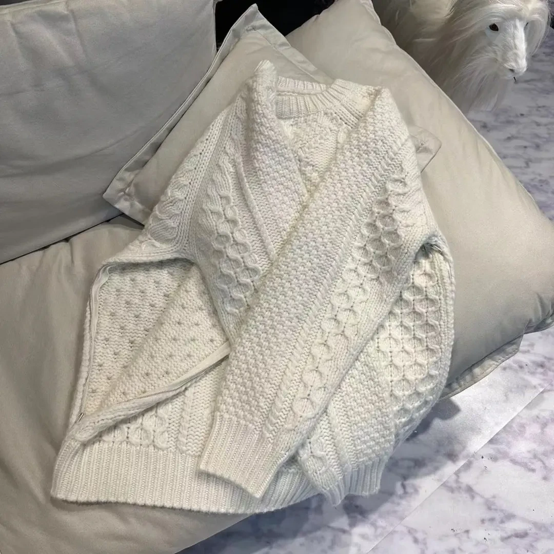 【俩月羊绒】轻奢231495慵懒风重工棒针加厚大麻花圆领纯羊绒衫