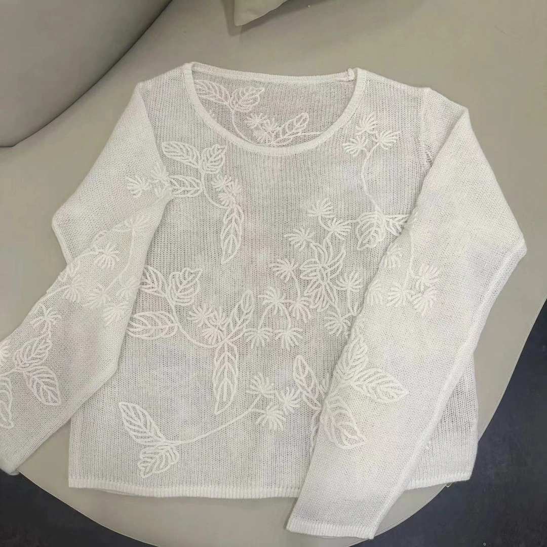 【俩月羊绒】轻奢241129-100羊绒简约百搭纯手工钩花针织套头衫