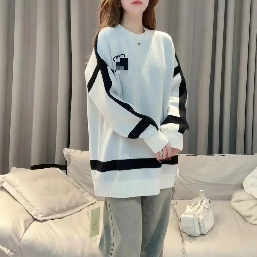 【俩月羊绒】罗家231822时尚休闲空气层针织立体图案圆领纯羊绒衫